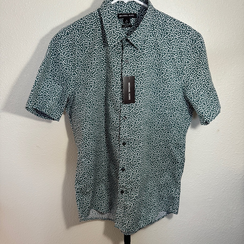 Michael Kors Men’s Button Down Geometric print Size Medium